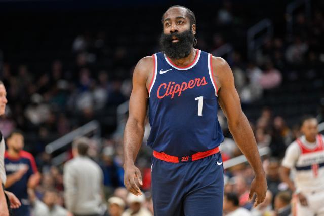 九游体育官方网站-卢指导关键决策遭质疑 缺乏火力才是快艇输球症结