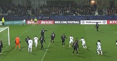 九游体育登陆入口-【法国杯】姆巴佩戴帽 金彭贝传射 巴黎4比0晋级